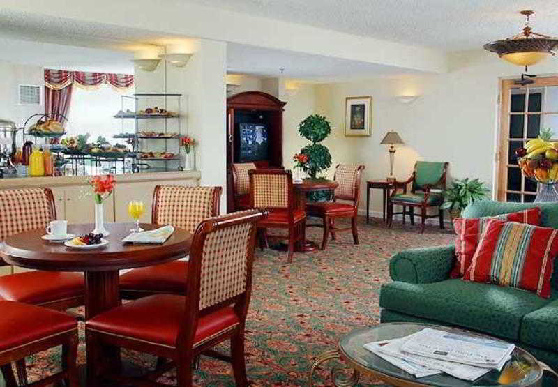 Palm Beach Gardens Marriott Ресторант снимка